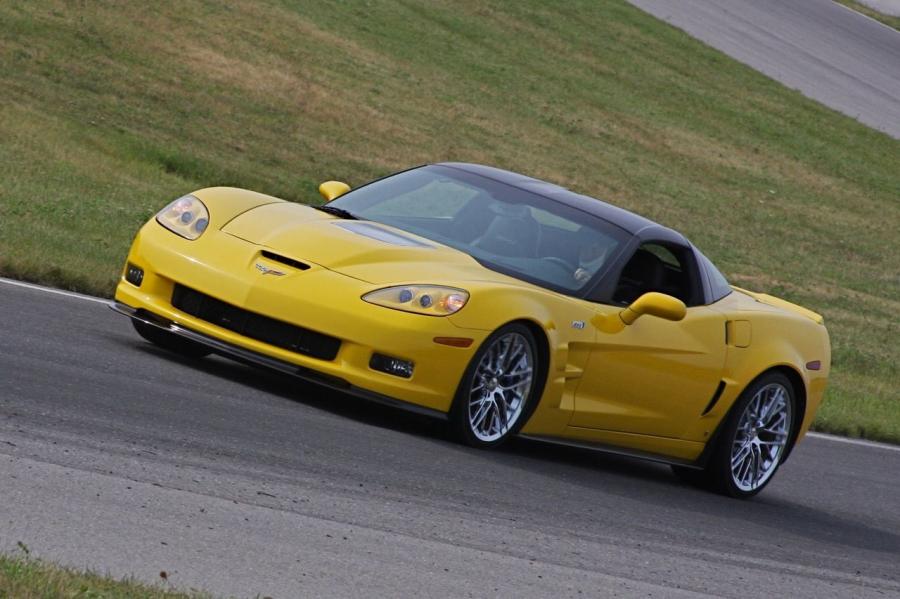  Chevrolet Covette ZR1 on Track 2009 года  (фото 37 из 65)